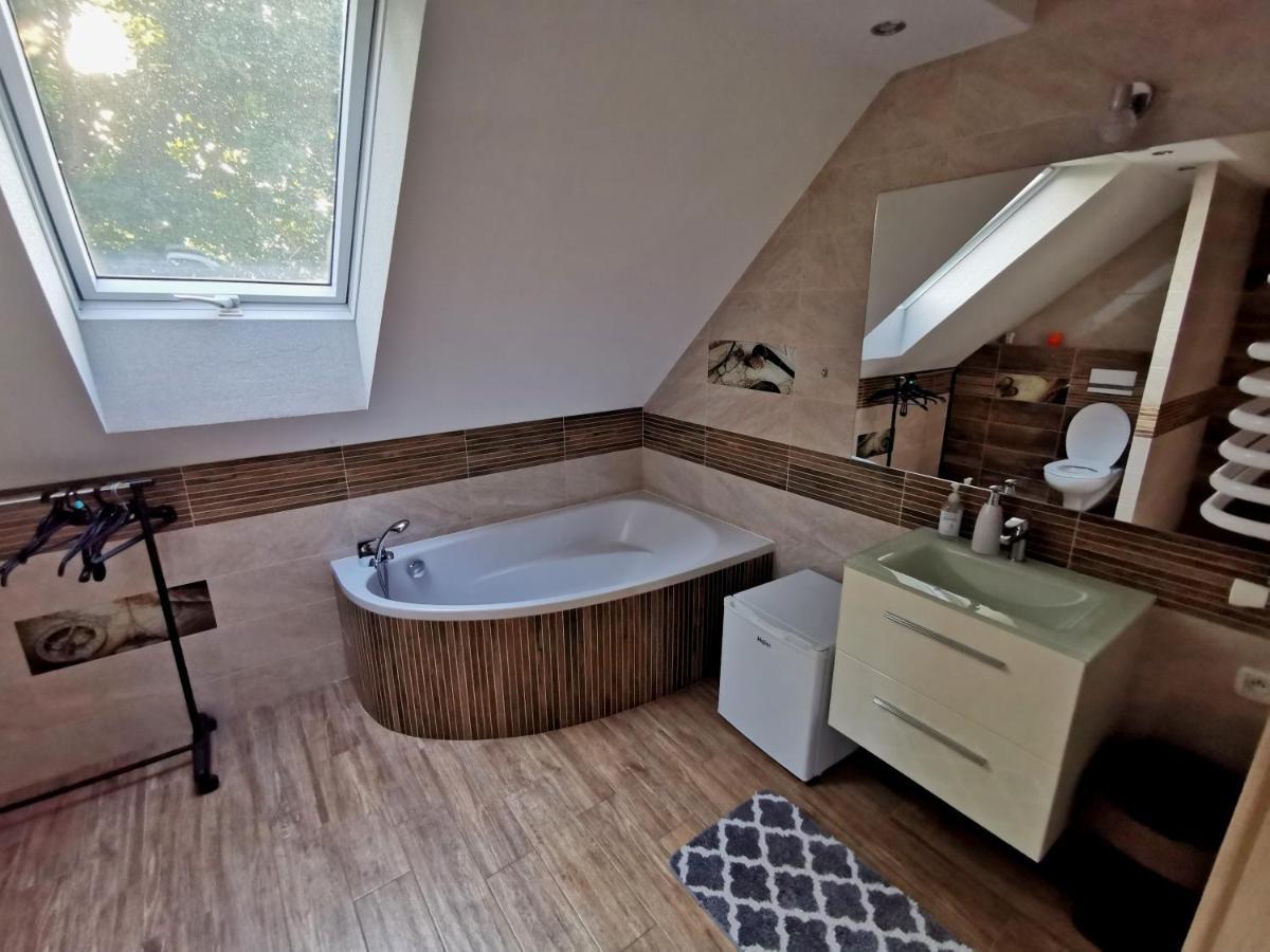 Ranczo Kaletnik Villa Eksteriør bilde